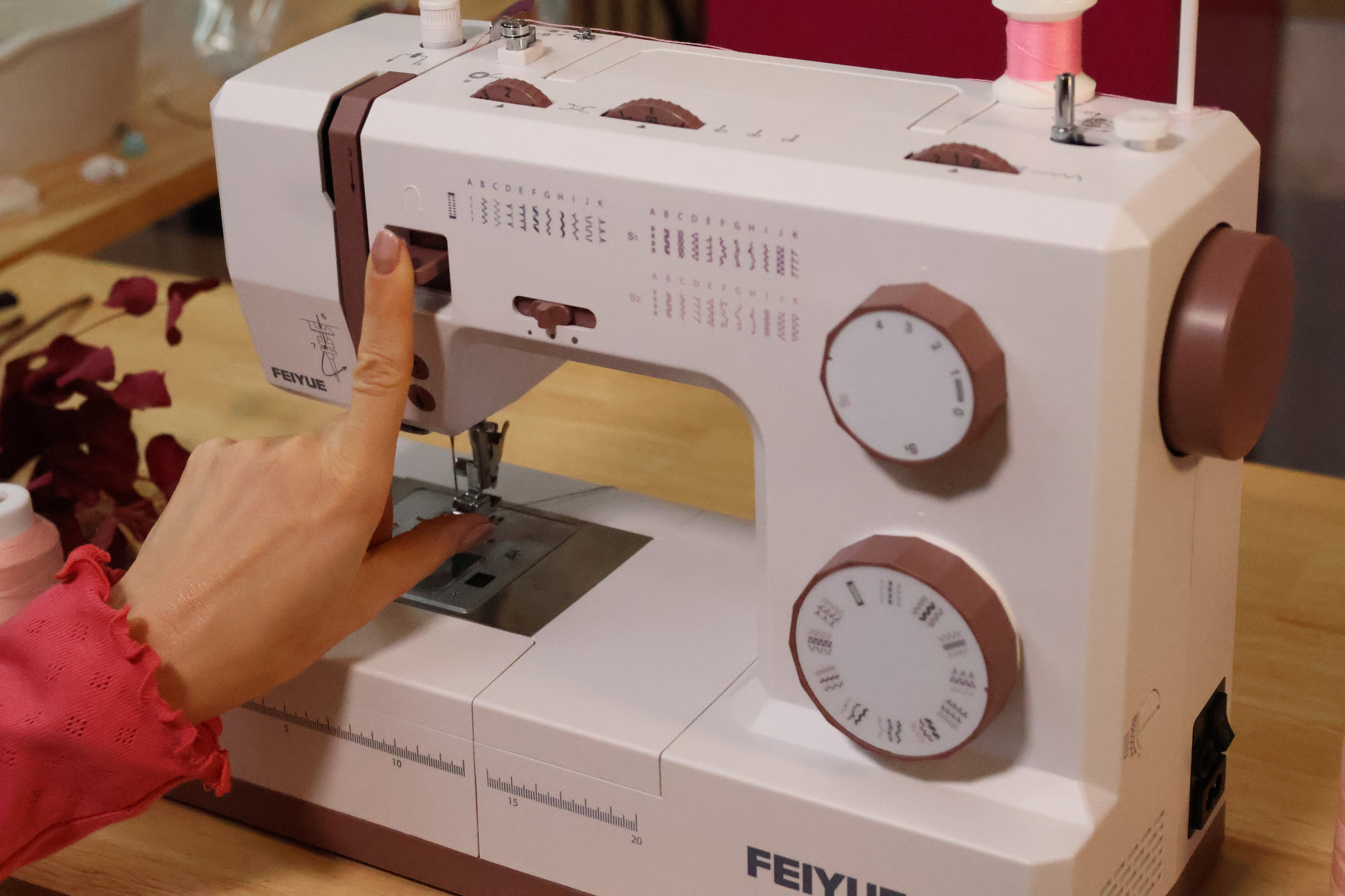 Flora Rosé – Nähmaschine für kreative Einsteiger